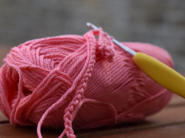 3 produtos da Fios da Fazenda para cada tipo de peça de tricô